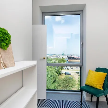 Yacht Park Rentyear Apartment