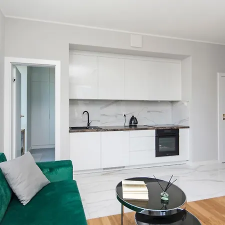 Yacht Park Rentyear 公寓 格丁尼亚